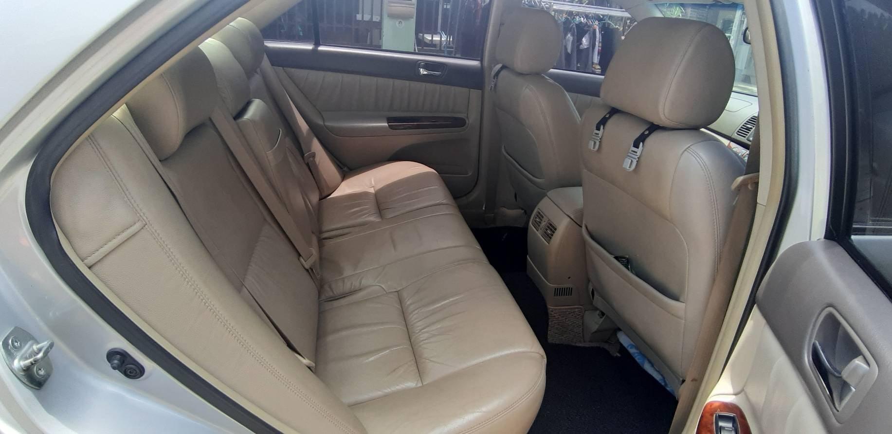 Toyota Camry ปี 2005 สีบรอนเทา (รูปที่ 5)