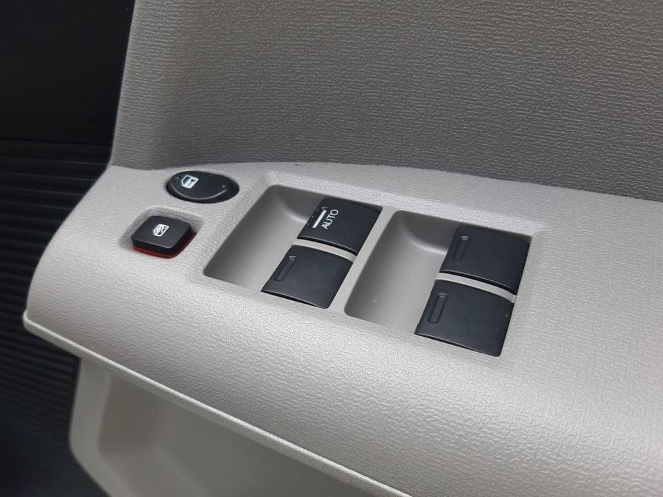 Honda FREED 1.5 SE ปี 2012 เกียร์ออโต้ (รูปที่ 9)