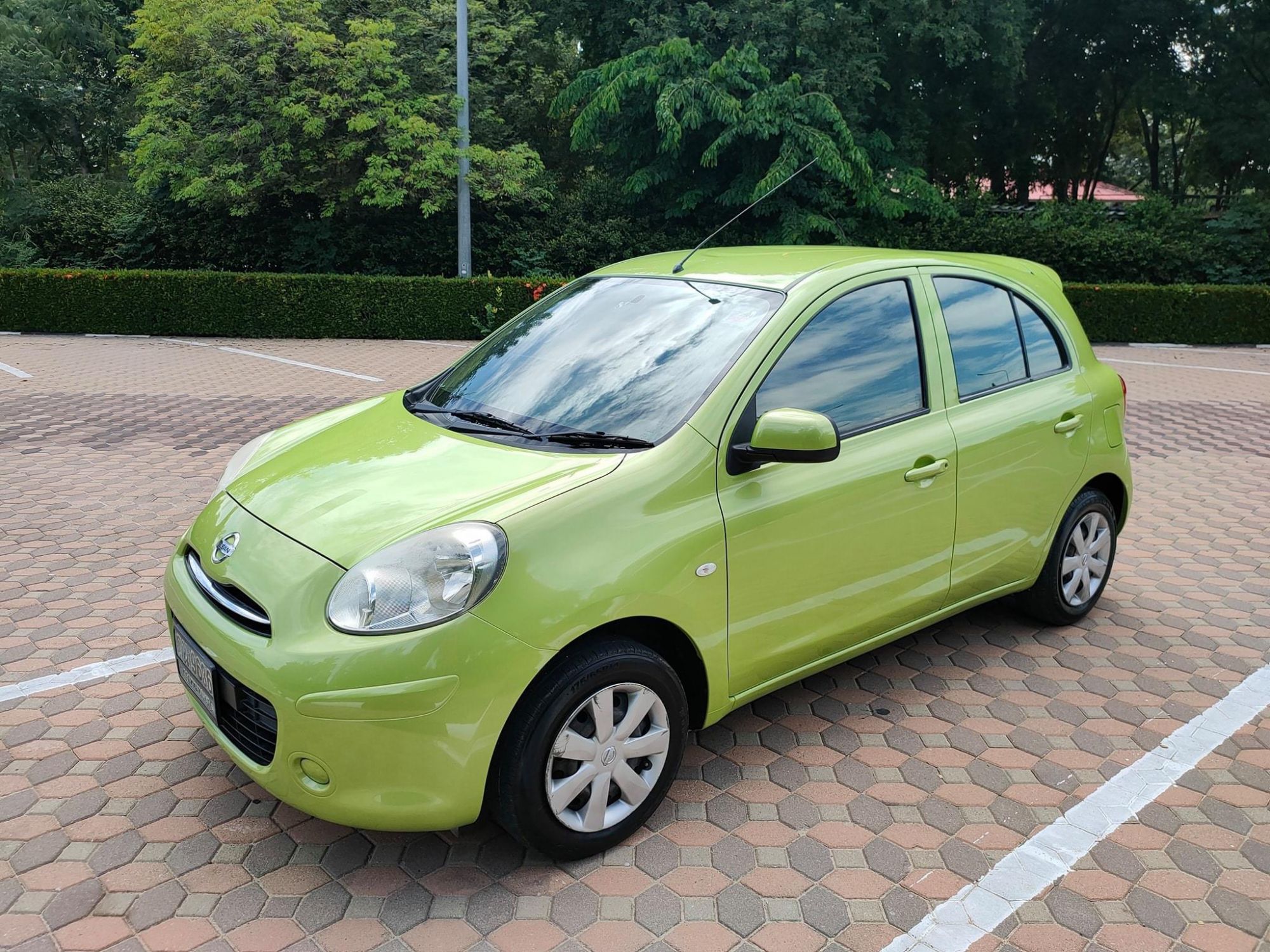 ? ขายนิสมาร์ช 1.2E MT ปี2010 ? (รูปที่ 4)
