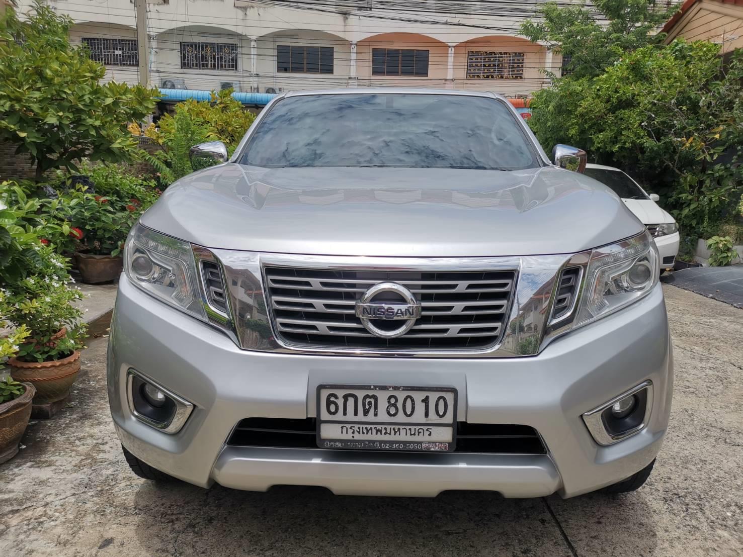 Nissan NP300 Navara 4 ประตู