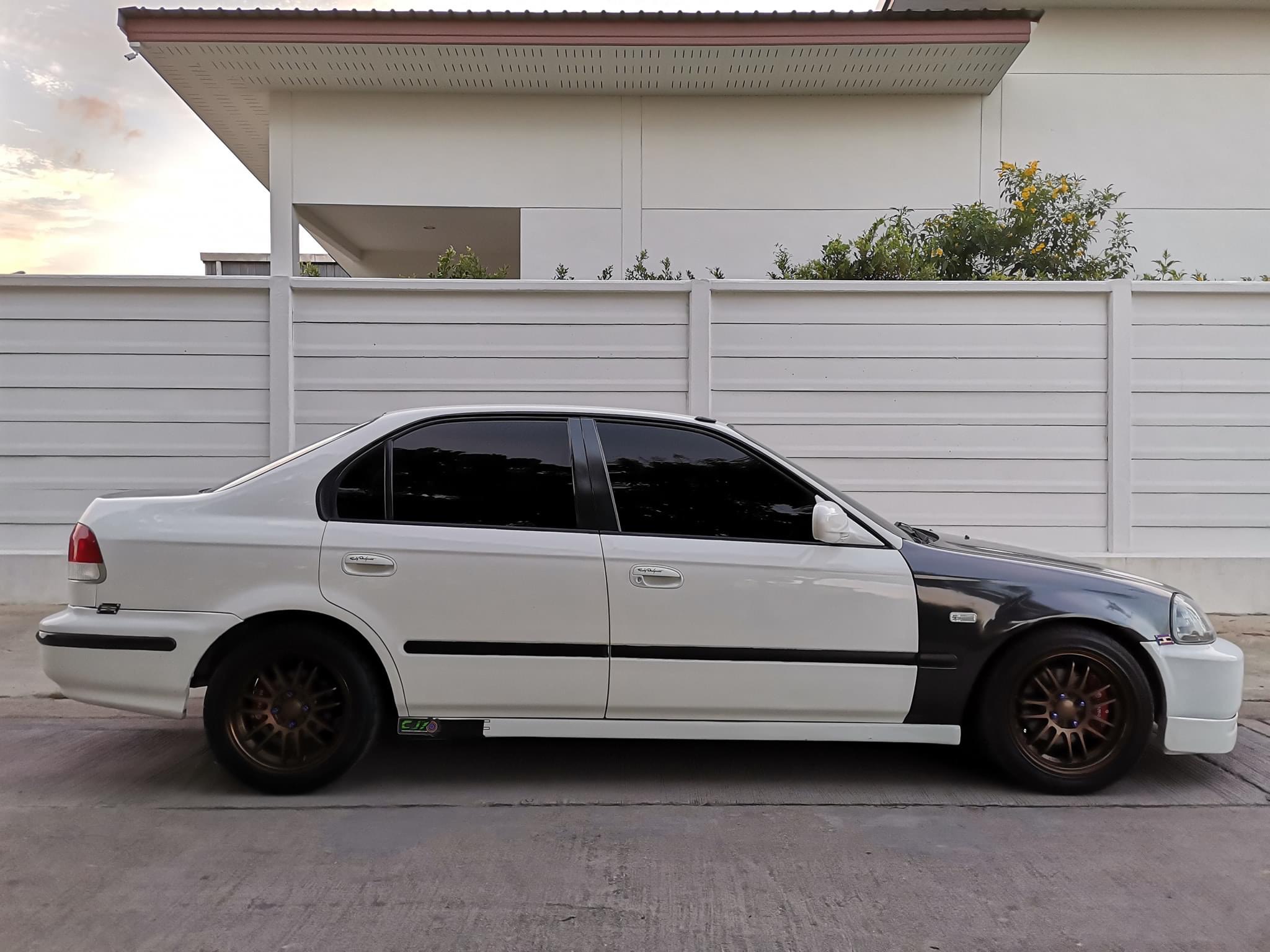 HONDA. CIVIC. ตาโต ปี97