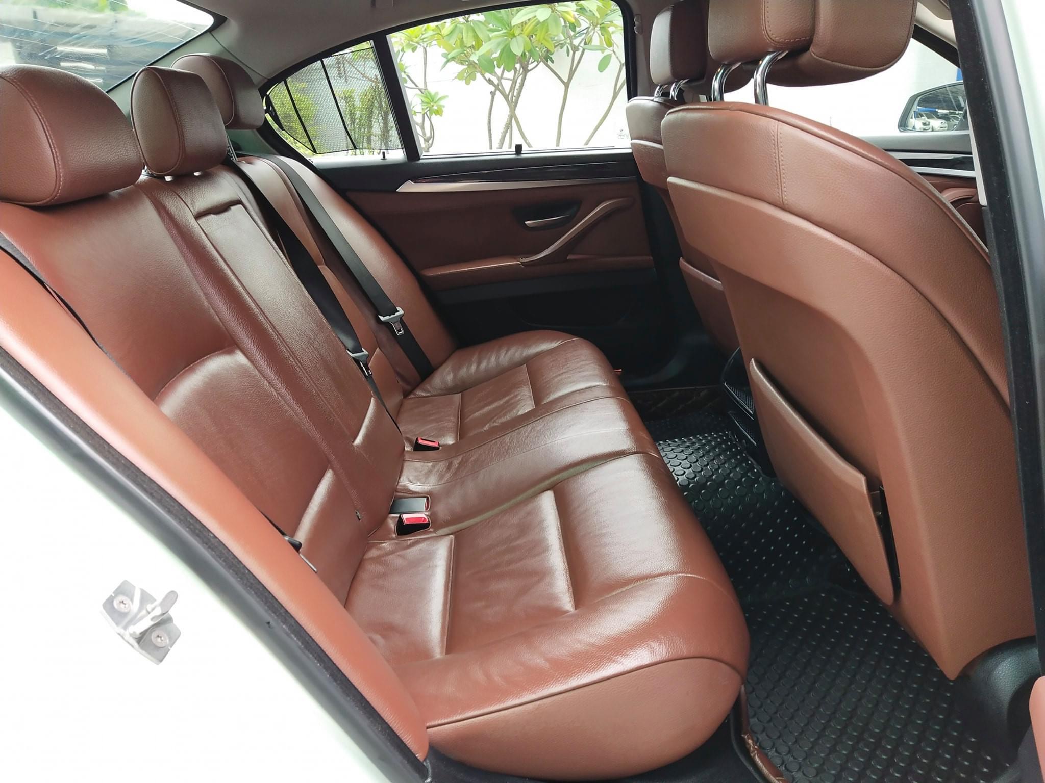 ขาย BMW 520D จดทะเบียน ปี 2014 (รูปที่ 9)