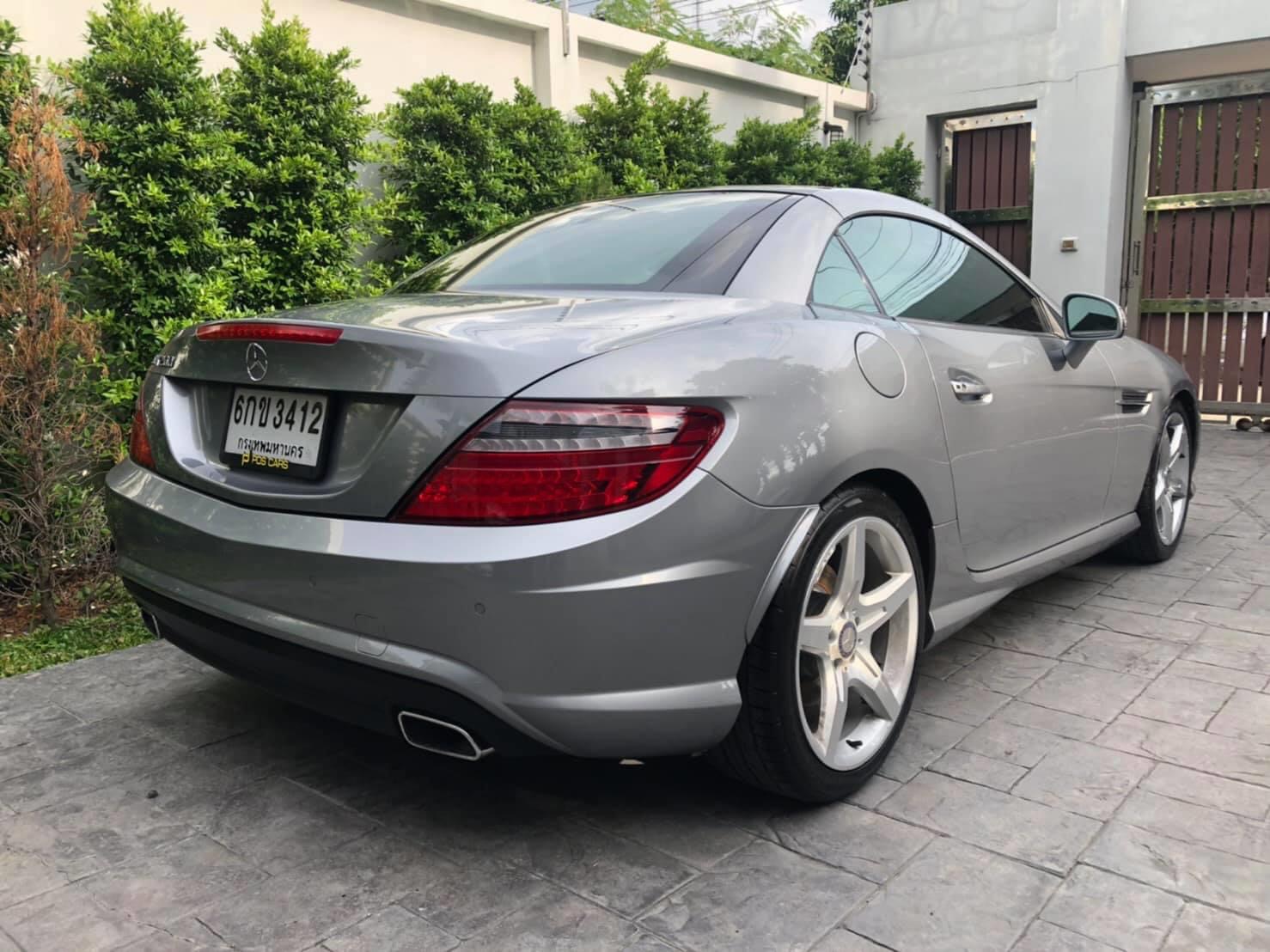 ?Benz SLK 200 AMG R172 ปี 2012 ?