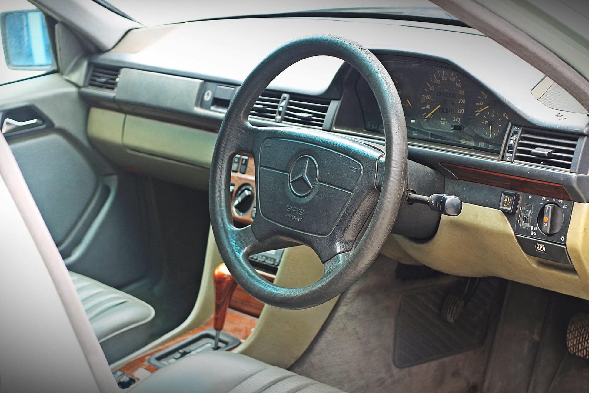 1993 Mercedes-Benz W124 220E Code B (รูปที่ 10)