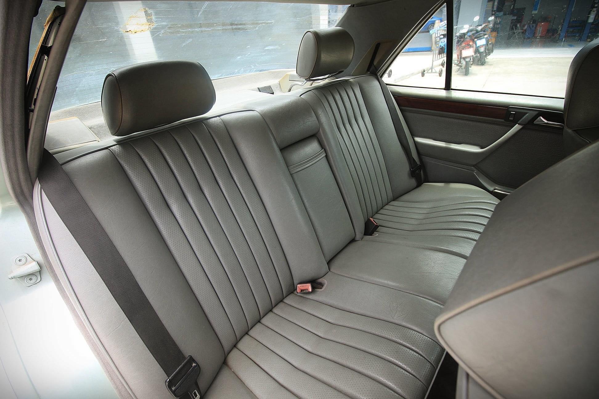 1993 Mercedes-Benz W124 220E Code B (รูปที่ 16)