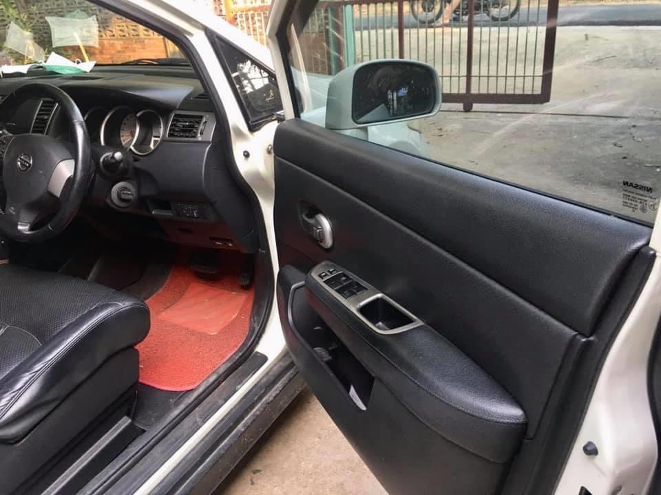 Nissan Tiida 5ประตู 1.8G ตัวTop สุด เกียร์ ออโต้ ปี2011 สีขาว รถบ้านมือเดียว ไม่เคยติดแก้ส (รูปที่ 7)