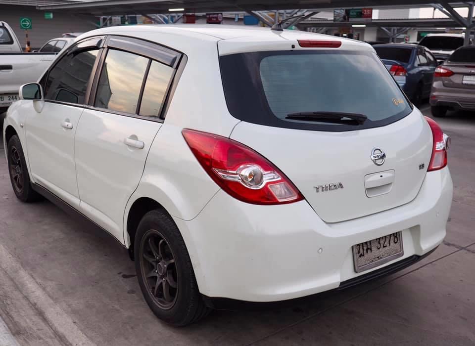 Nissan Tiida 5ประตู 1.8G ตัวTop สุด เกียร์ ออโต้ ปี2011 สีขาว รถบ้านมือเดียว ไม่เคยติดแก้ส (รูปที่ 3)