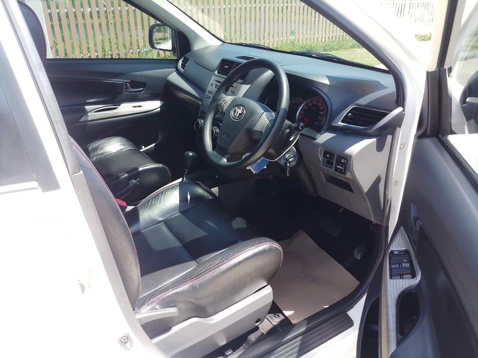 Toyota Avanza ปี 2015 สีขาว (รูปที่ 7)