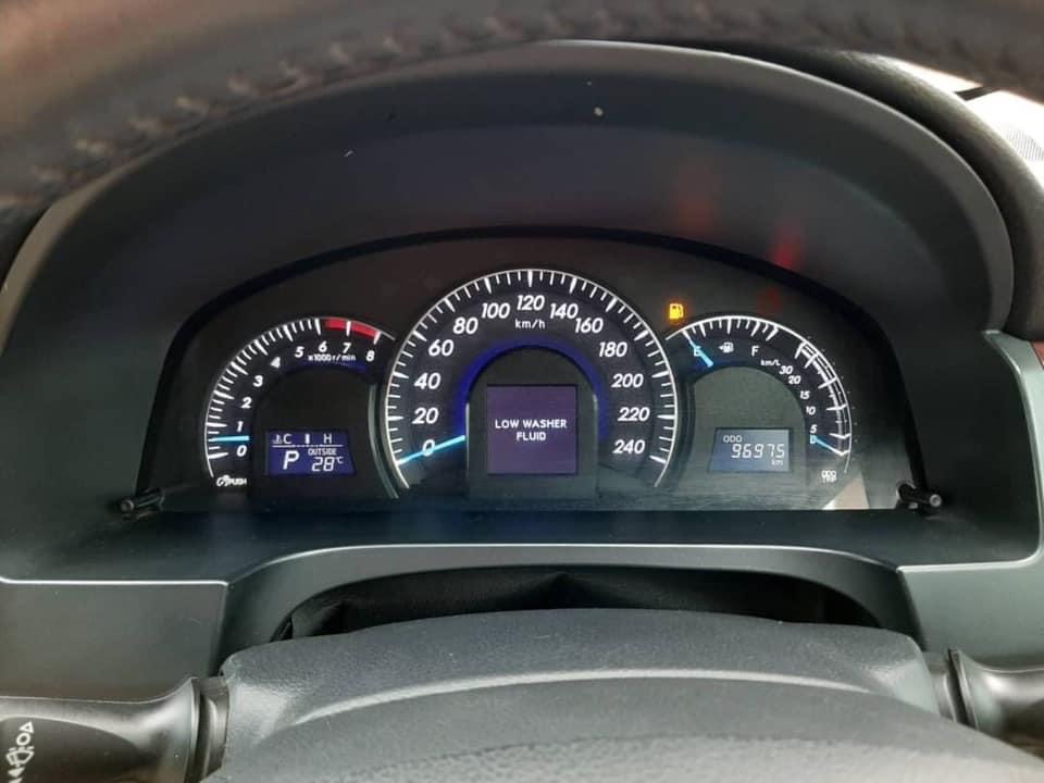 Toyota Camry 2.0 G (AT) สีดำ ปี 2014 (รูปที่ 17)