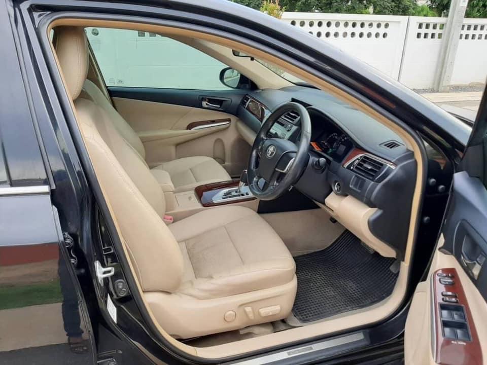 Toyota Camry 2.0 G (AT) สีดำ ปี 2014 (รูปที่ 9)