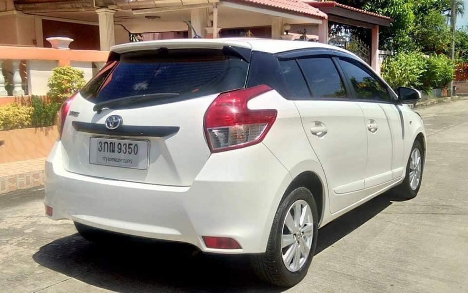 TOYOTA YARIS 1.2 สีขาว ปี2014