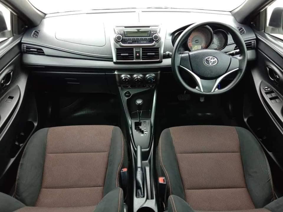 TOYOTA YARIS 1.2 สีขาว ปี2014