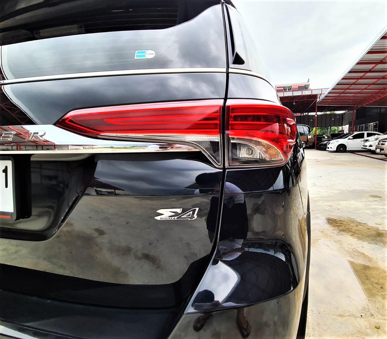 FORTUNER 2.8 4WD SIGMA4 TOP ปี16 (รูปที่ 6)
