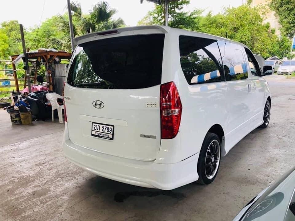Hyundai H-1 ปี 2012 สีขาว (รูปที่ 3)