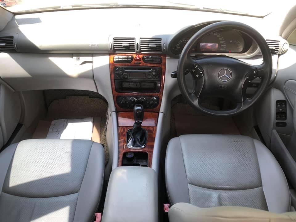 Mercedes-Benz C-Class W203 C180 ปี 2003 สีเงิน (รูปที่ 7)