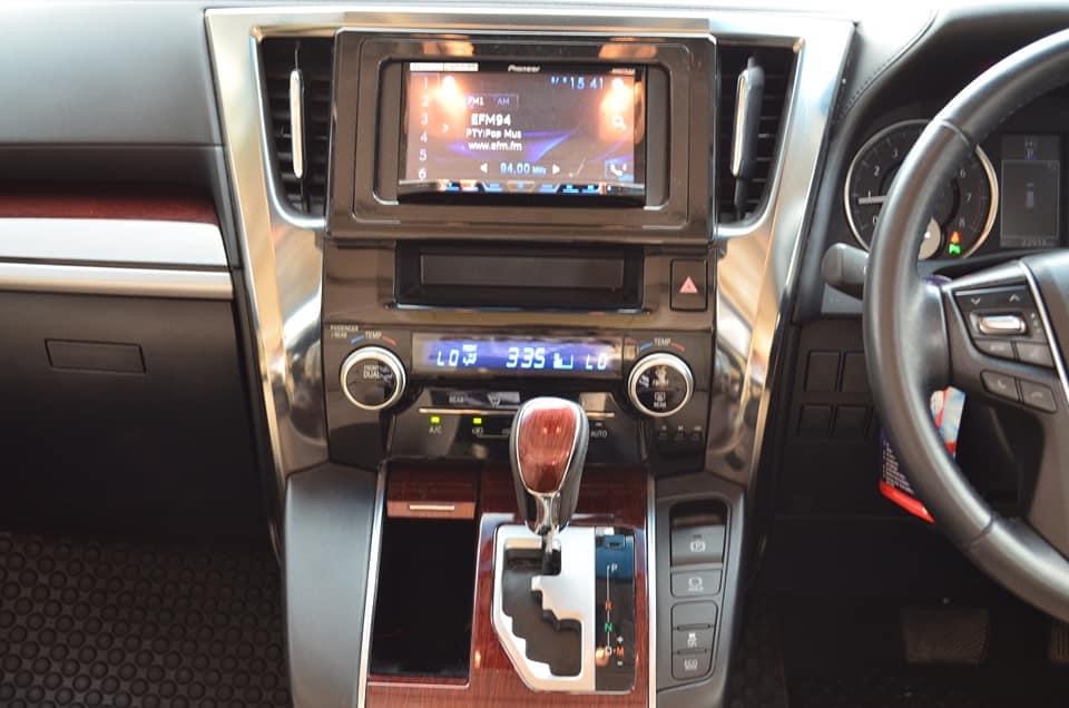 TOYOTA VELLFIRE 2.5 ปี18 เบนซิน.ล้วน!! (รูปที่ 9)