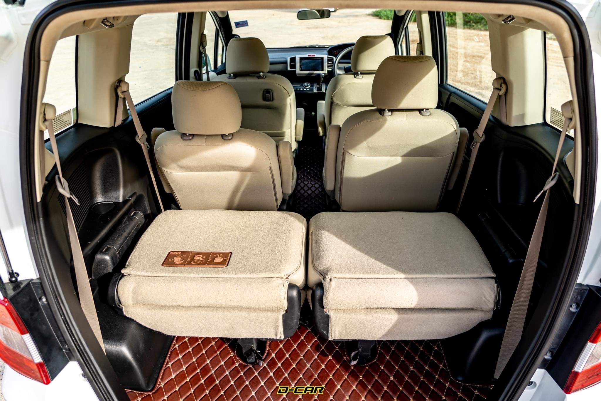 Honda Freed ปี 2013 สีขาว (รูปที่ 16)
