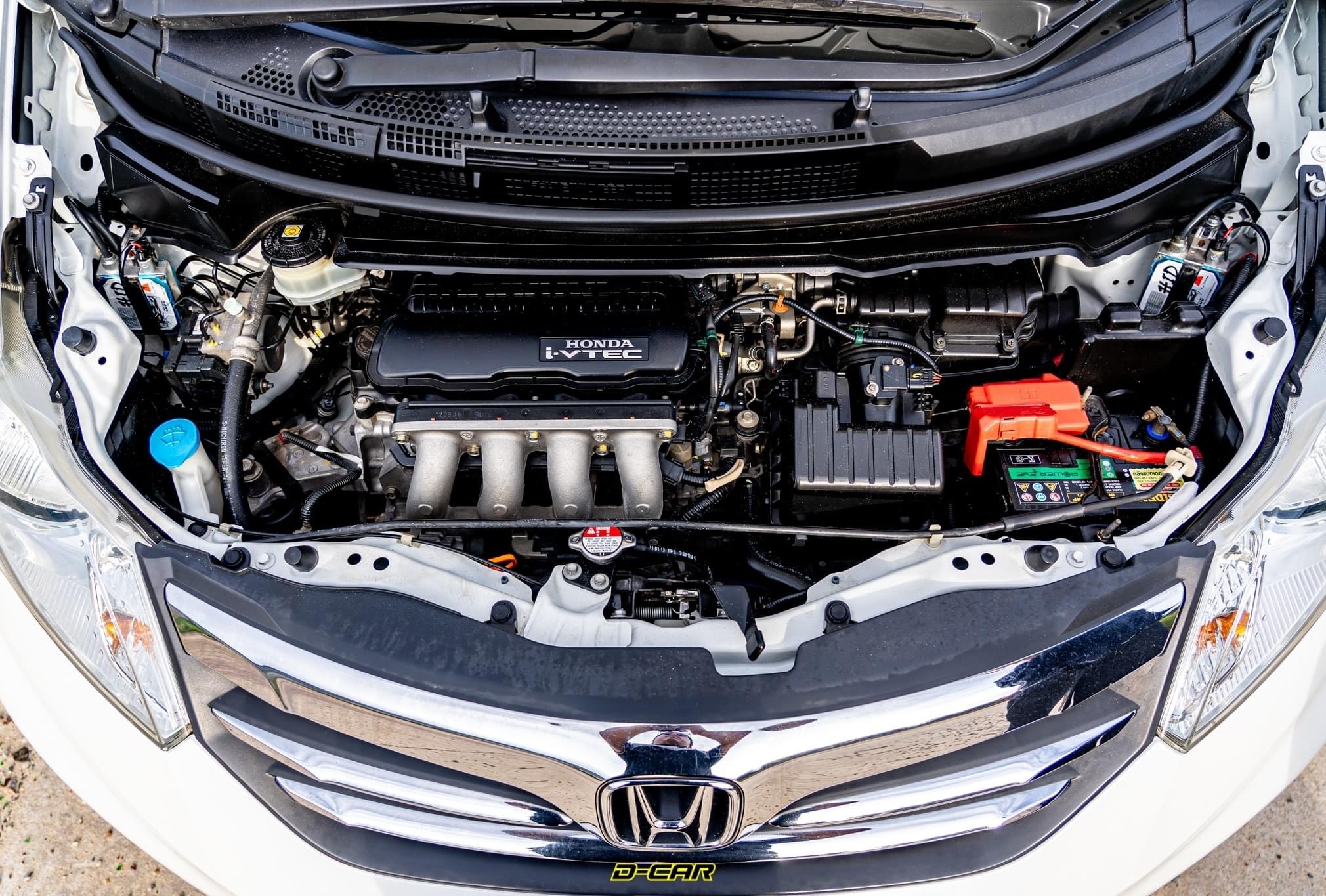 Honda Freed ปี 2013 สีขาว (รูปที่ 20)