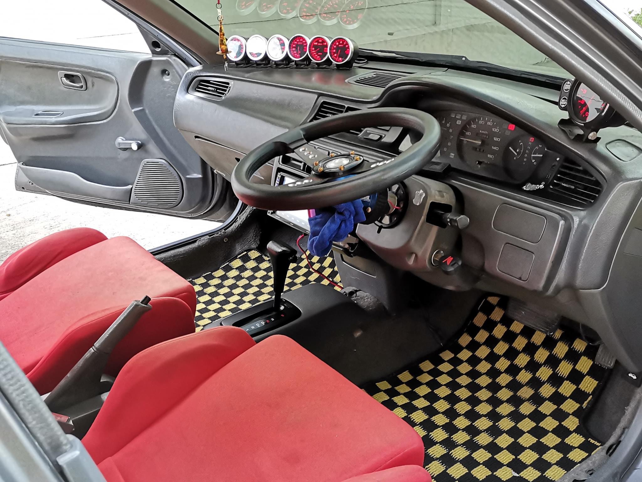 Honda Civic EG โฉม 4 ประตู สีเทา (รูปที่ 2)