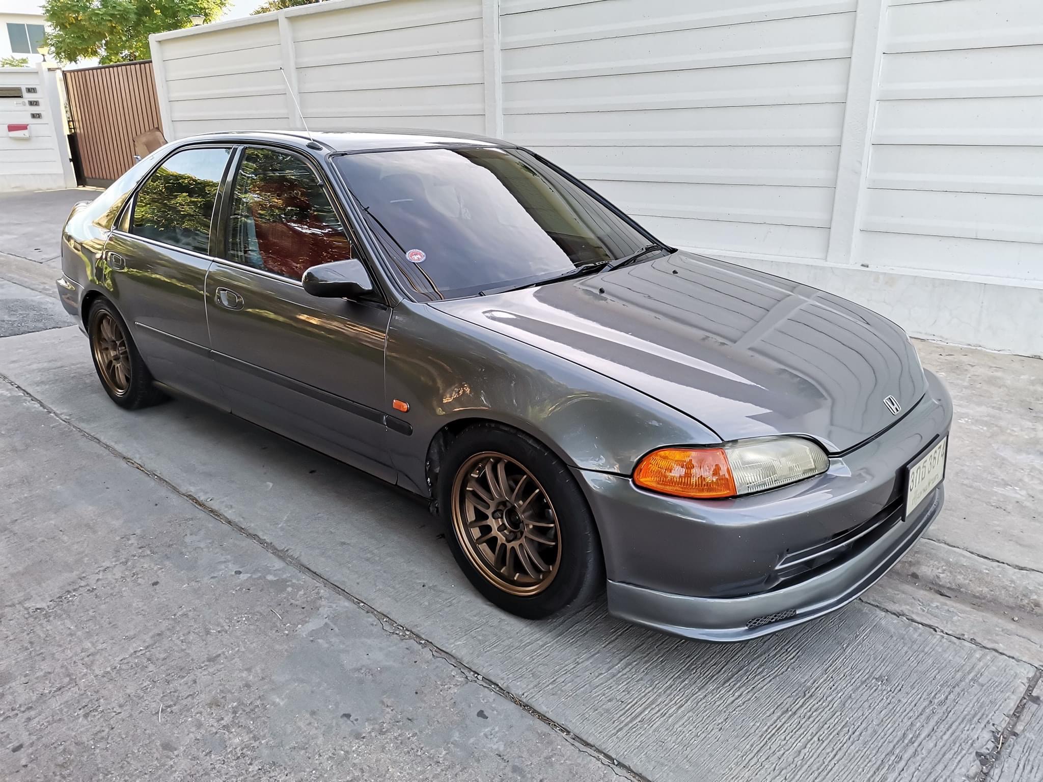 Honda Civic EG โฉม 4 ประตู สีเทา (รูปที่ 6)