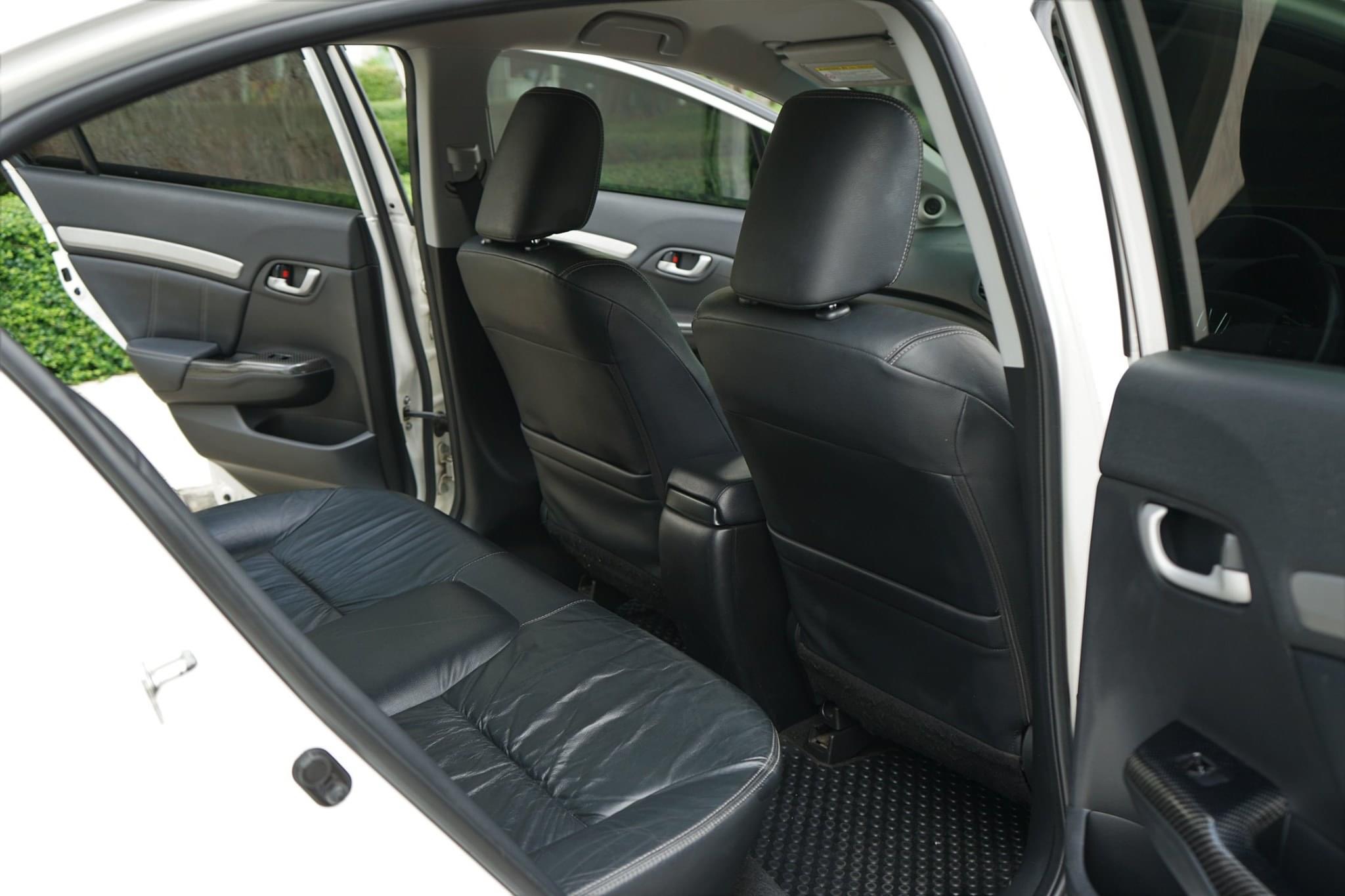 Honda Civic FB 1.8E Auto Minor Change ปี2013 (รูปที่ 11)