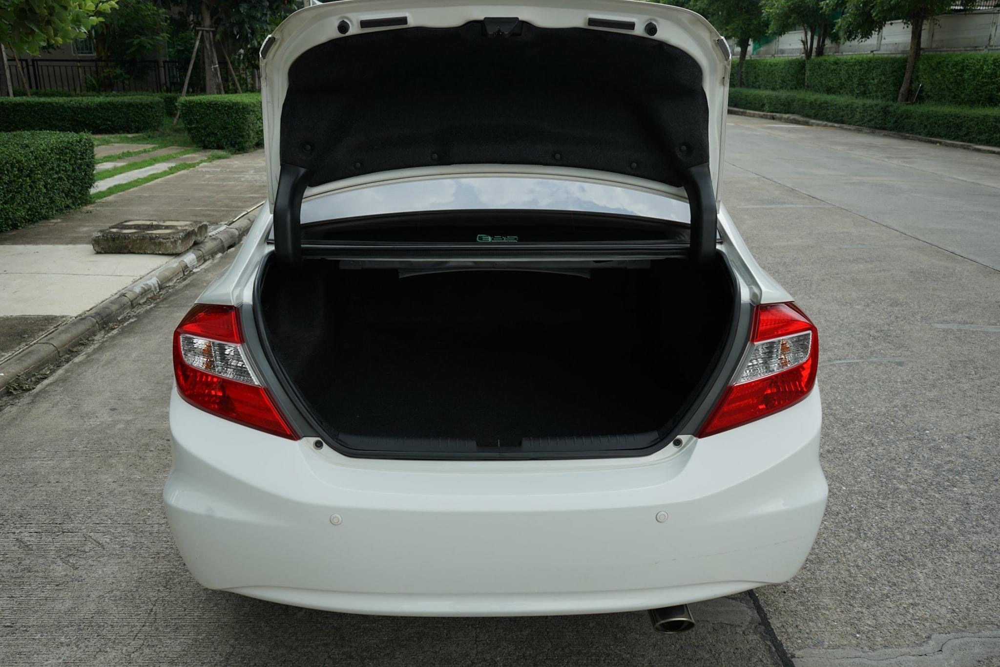 Honda Civic FB 1.8E Auto Minor Change ปี2013 (รูปที่ 24)