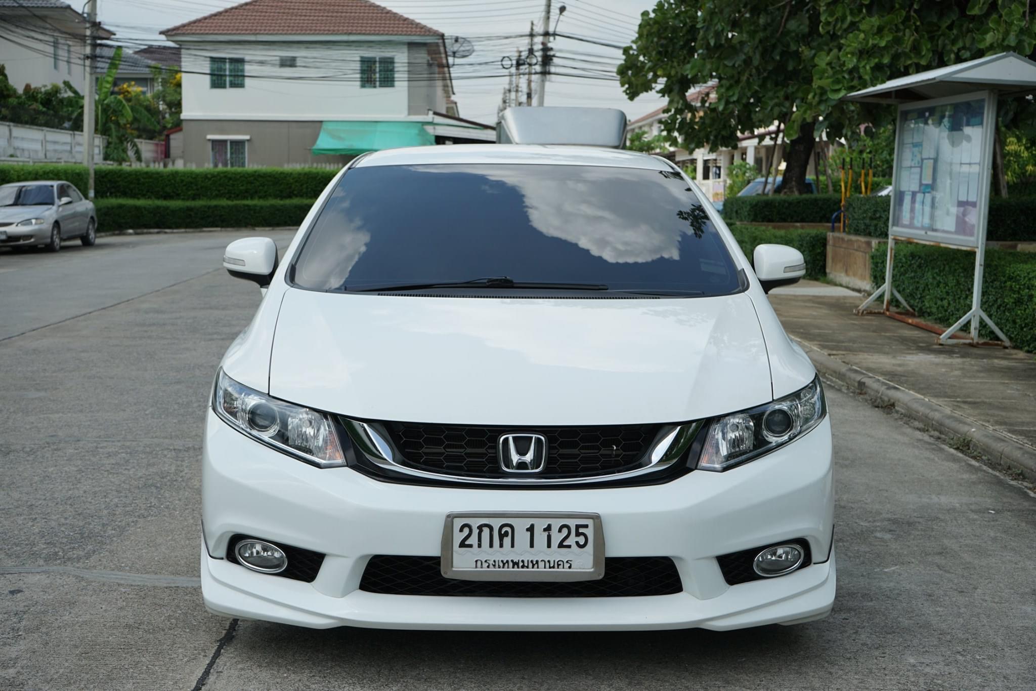 Honda Civic FB 1.8E Auto Minor Change ปี2013 (รูปที่ 3)