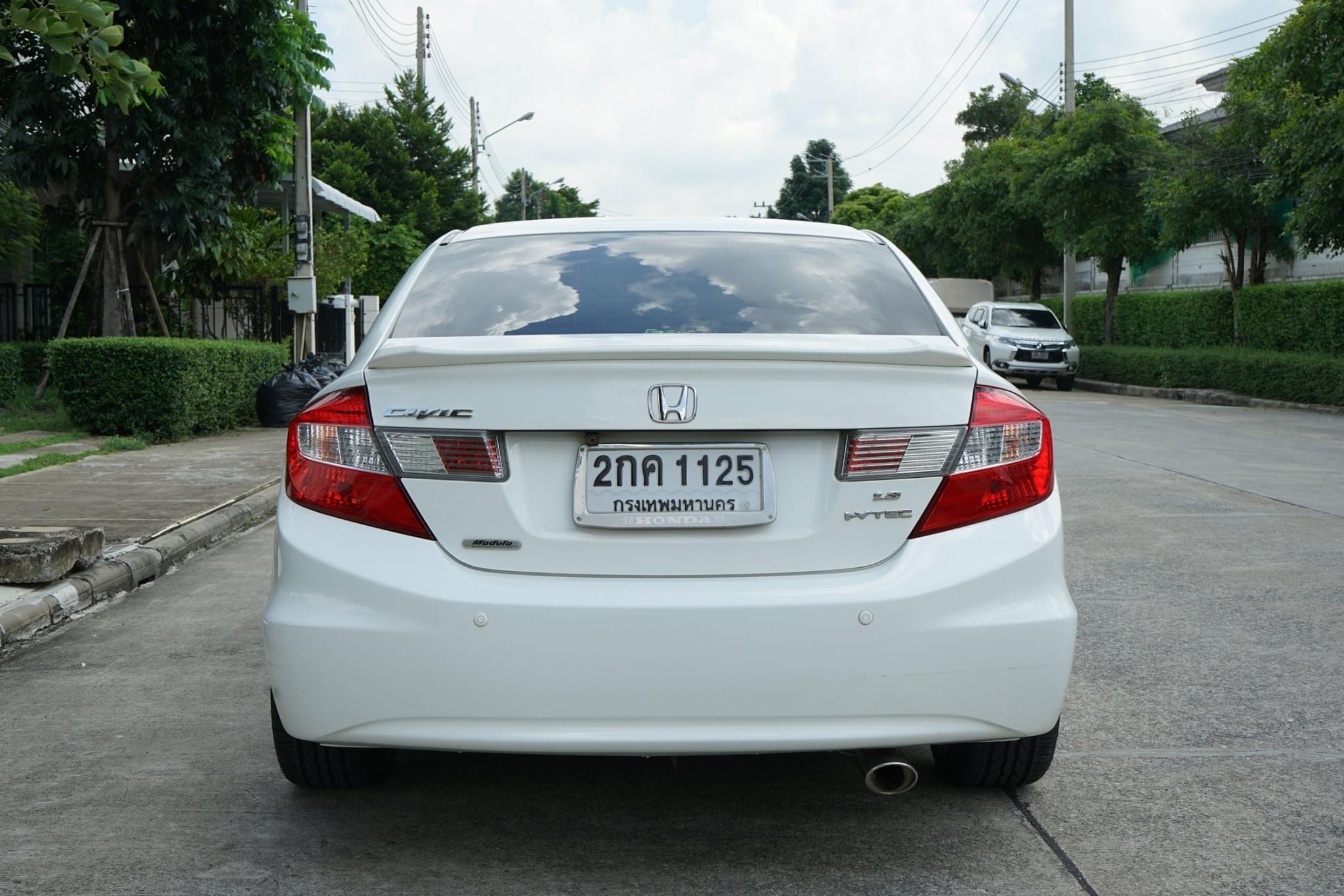 Honda Civic FB 1.8E Auto Minor Change ปี2013