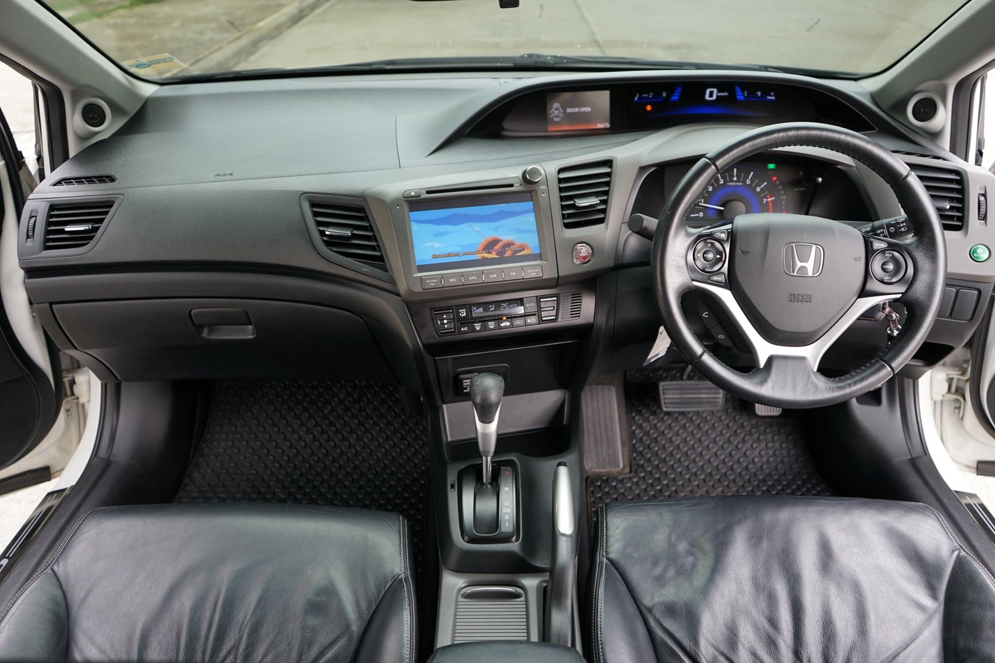 Honda Civic FB 1.8E Auto Minor Change ปี2013 (รูปที่ 4)
