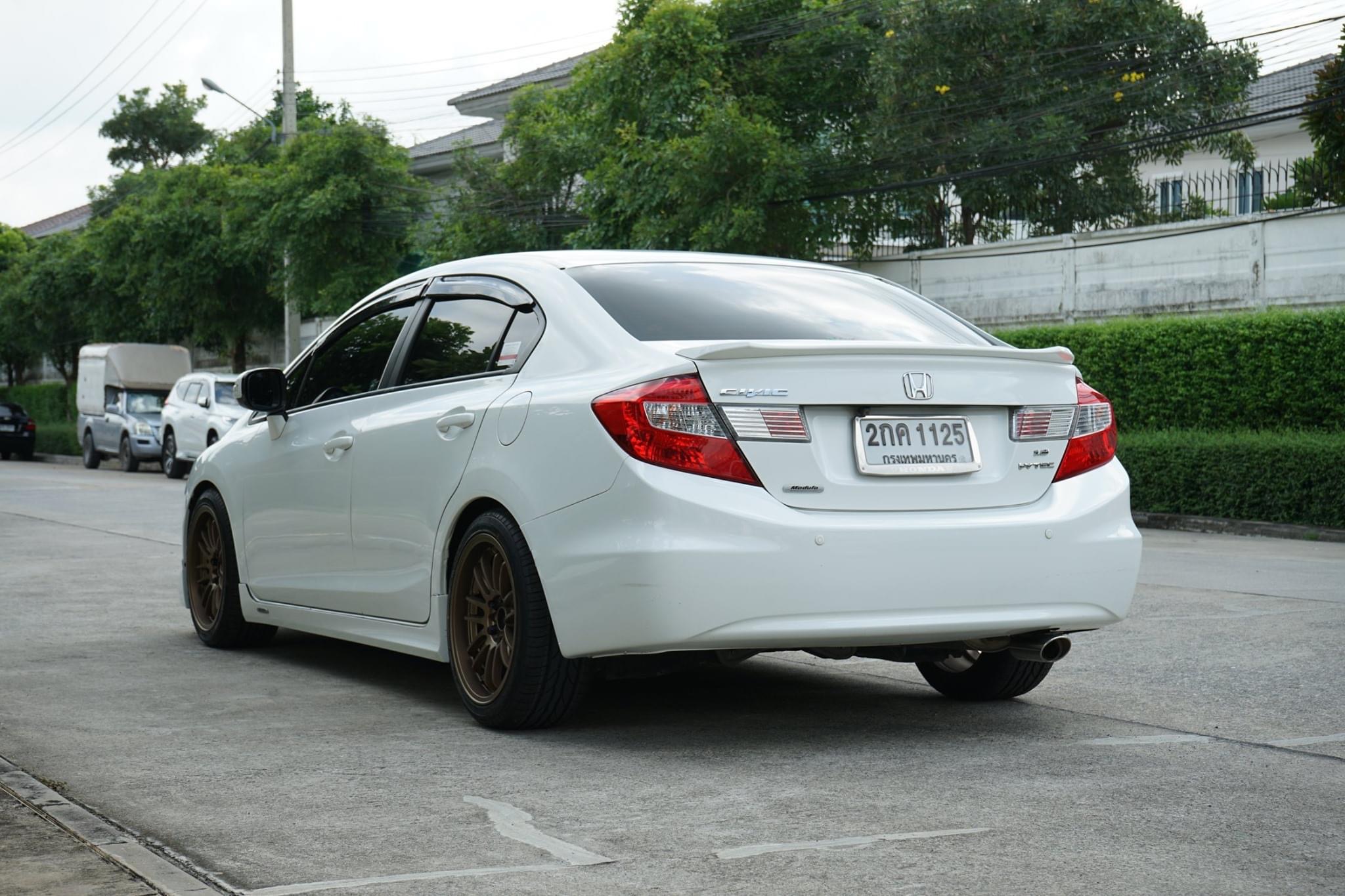 Honda Civic FB 1.8E Auto Minor Change ปี2013 (รูปที่ 6)