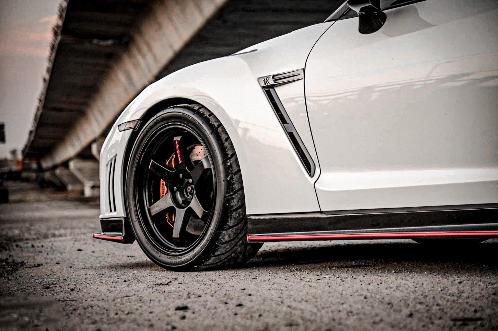 Nissan GT-R (R35) ปี 2008 สีขาว (รูปที่ 4)