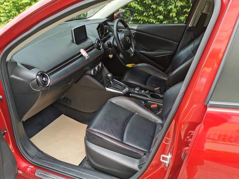 Mazda 2 Hatchback (5 ประตู) ปี 2016 สีแดง (รูปที่ 5)