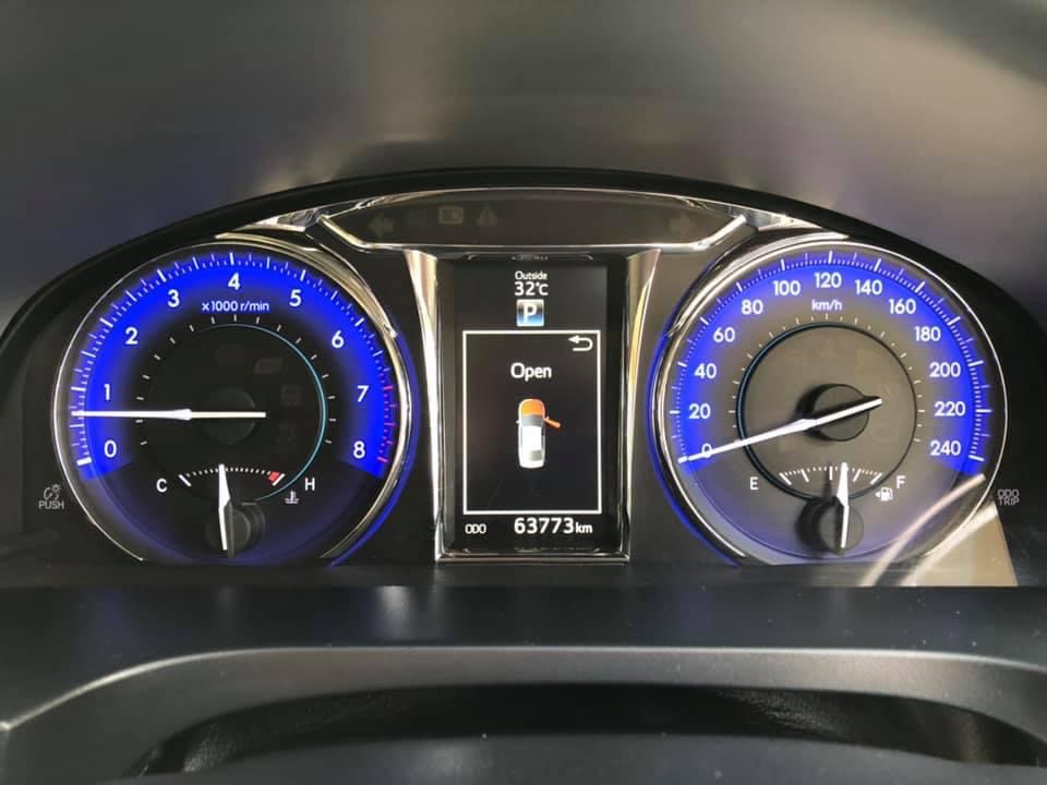 TOYOTA Camry 2015 2.0G (รูปที่ 10)