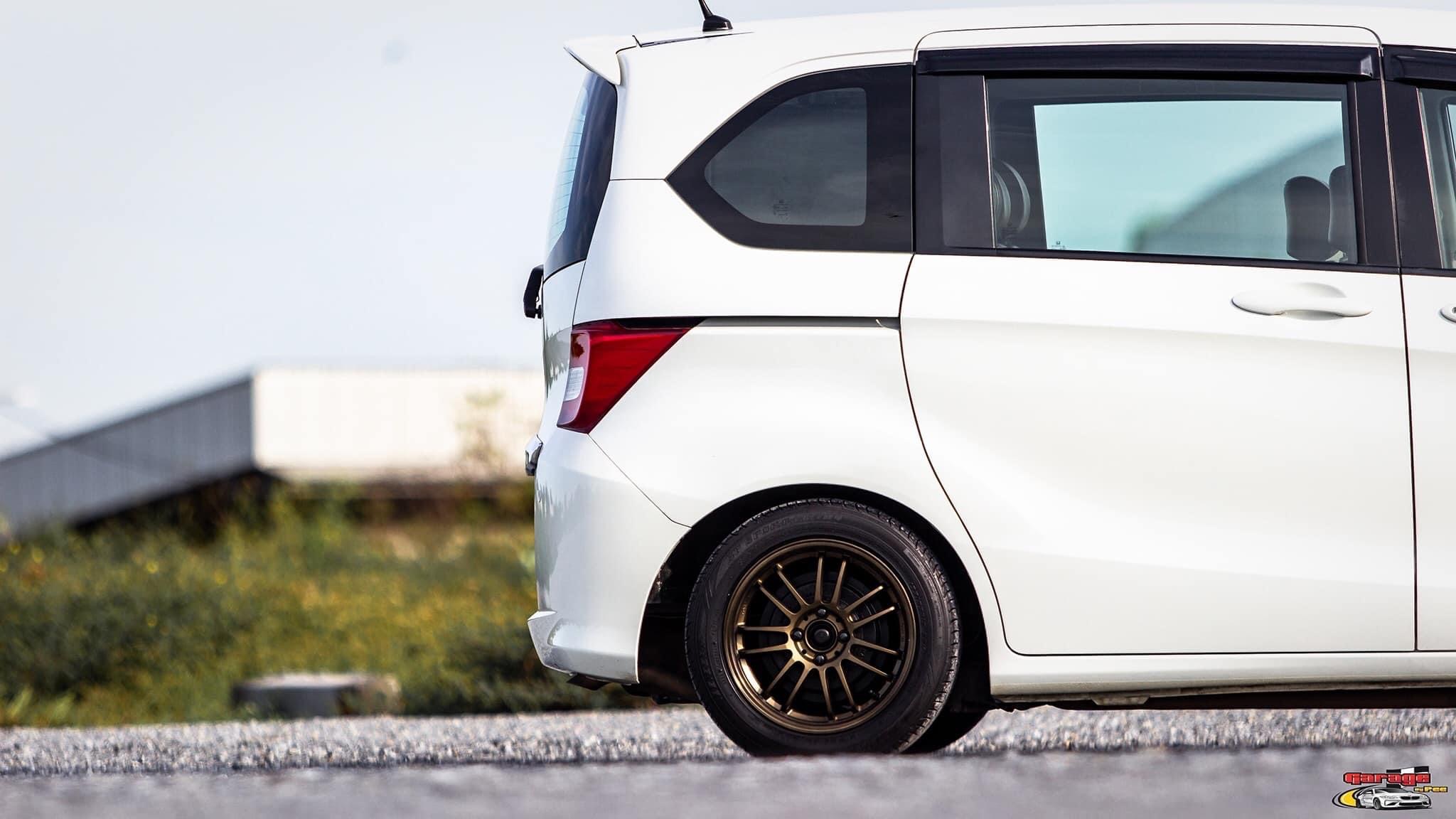 Honda FREED 1.5 SE AT สีขาว ปี2013 (รูปที่ 15)