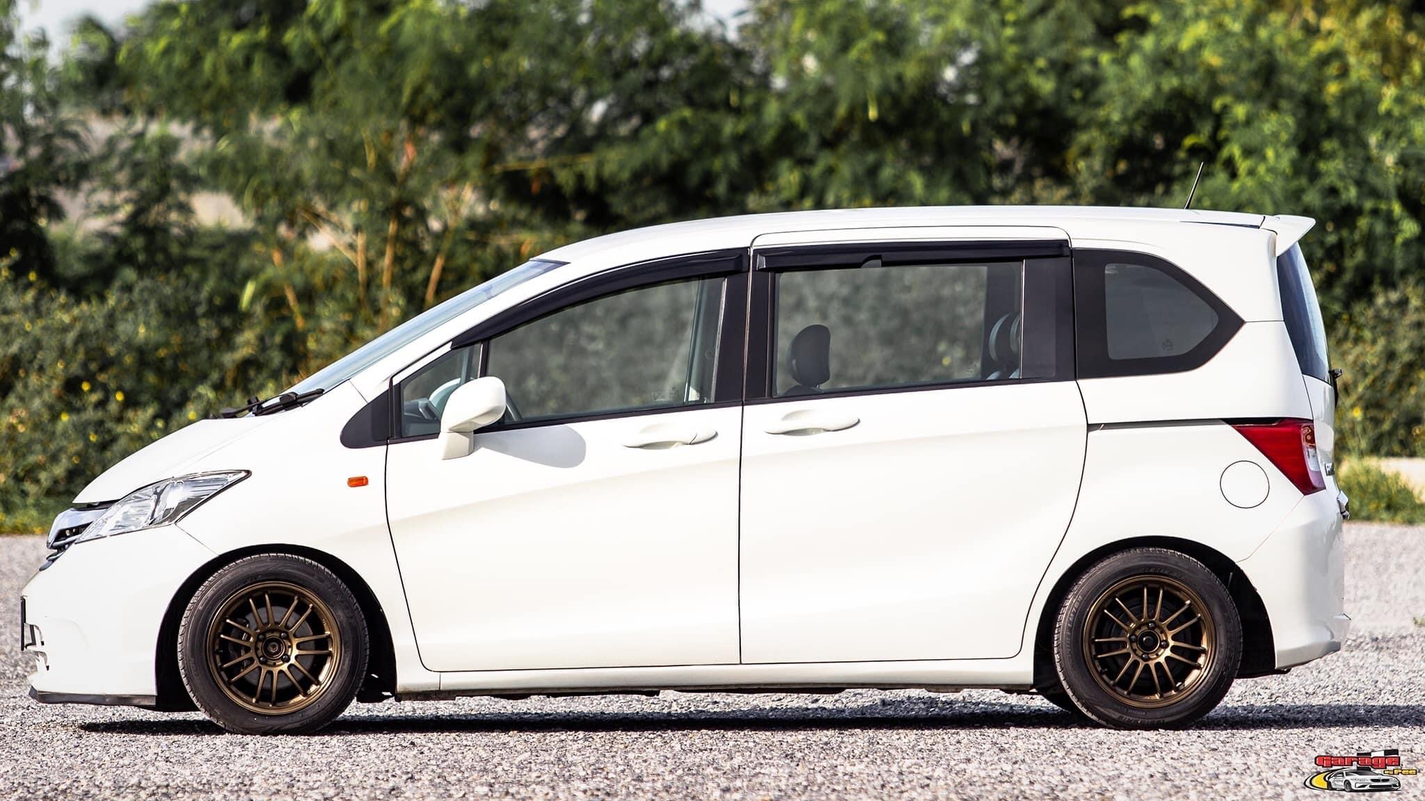 Honda FREED 1.5 SE AT สีขาว ปี2013 (รูปที่ 21)