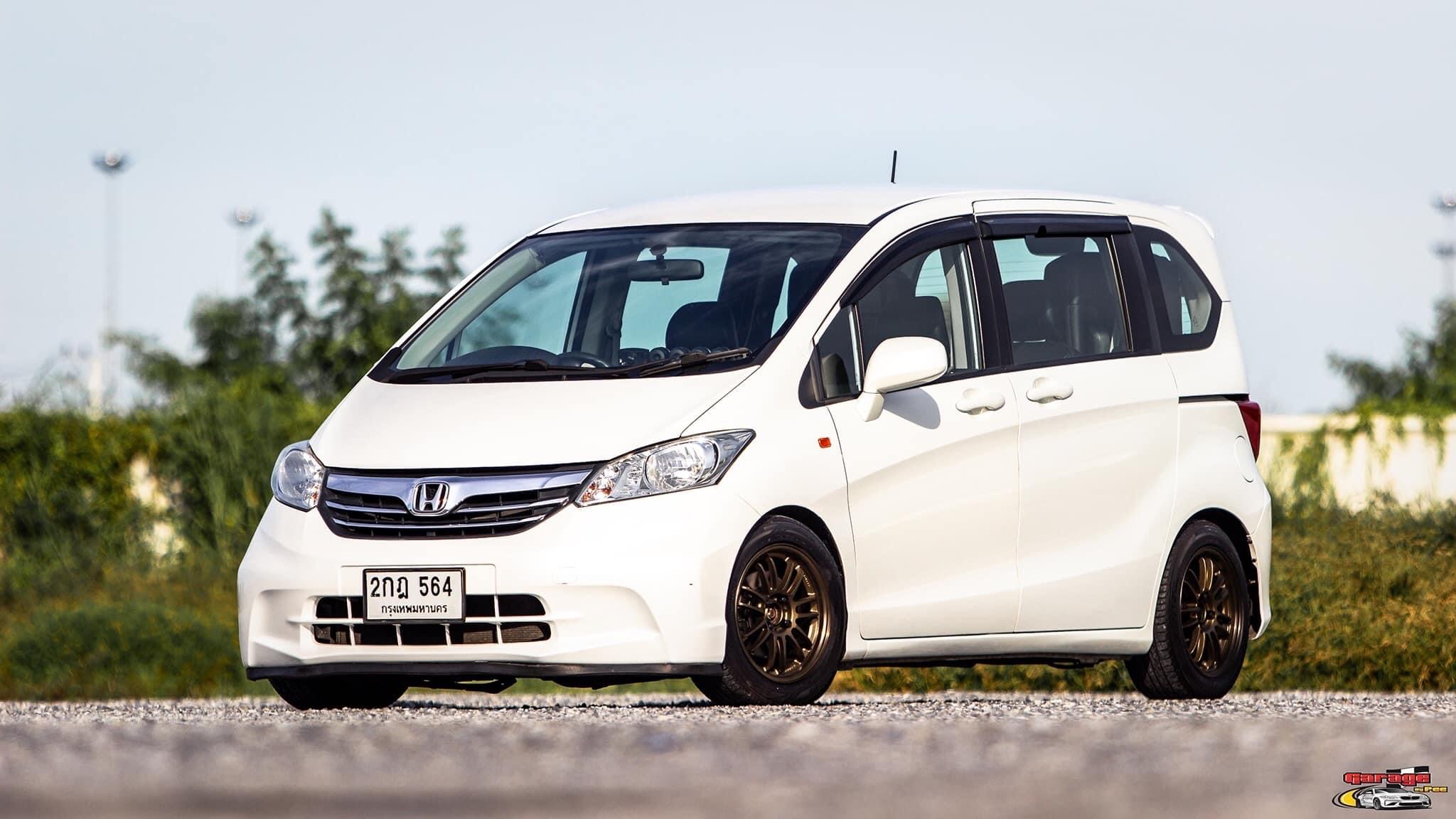 Honda FREED 1.5 SE AT สีขาว ปี2013 (รูปที่ 17)