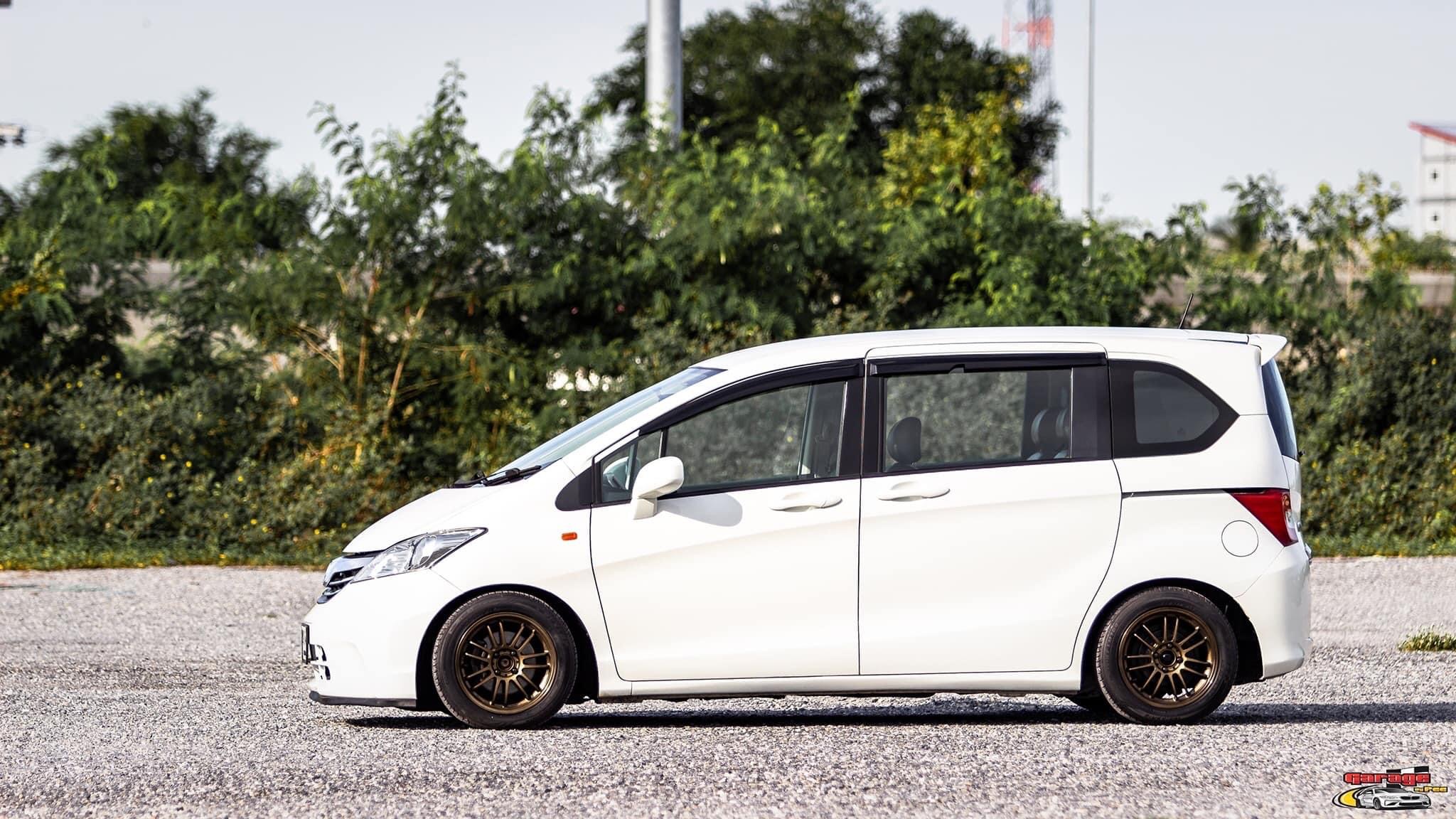 Honda FREED 1.5 SE AT สีขาว ปี2013 (รูปที่ 5)