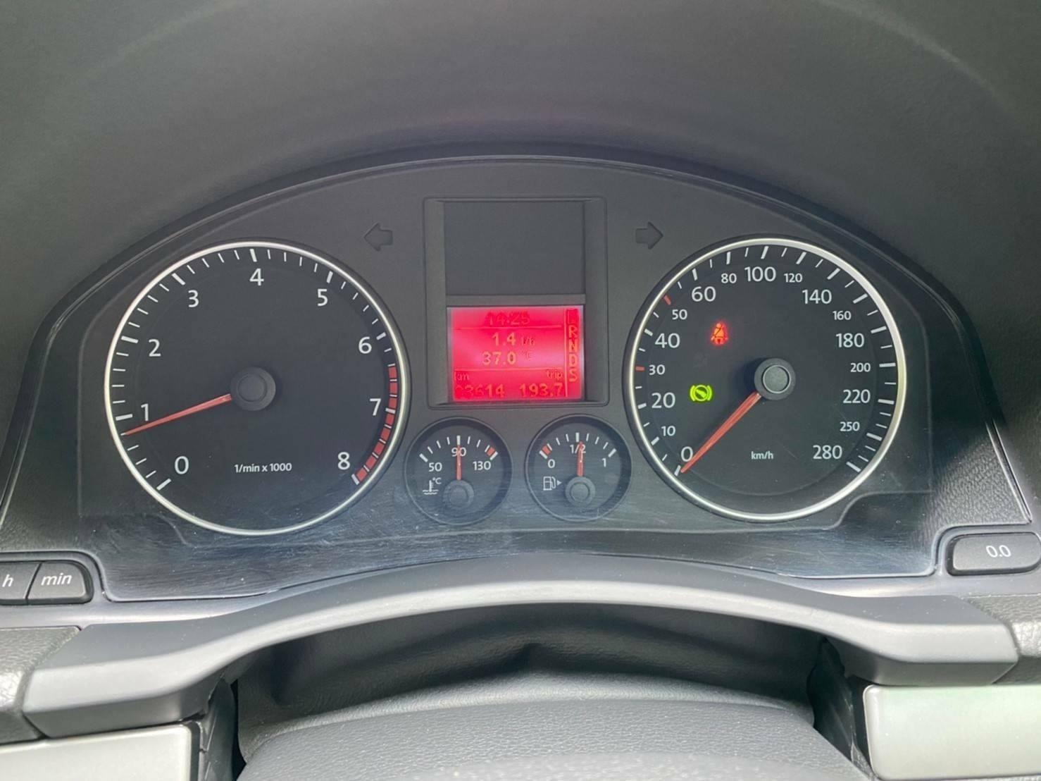 Volkswagen Scirocco 2.0 TSi ปี 2009 (รูปที่ 12)