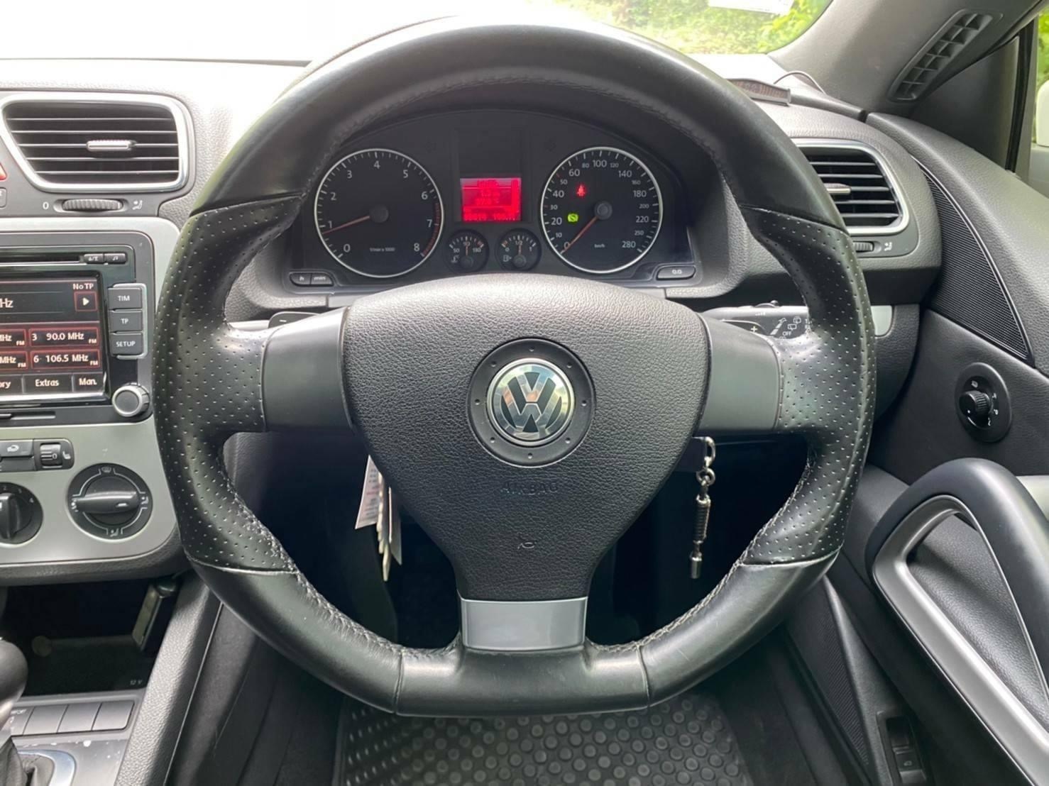 Volkswagen Scirocco 2.0 TSi ปี 2009 (รูปที่ 6)