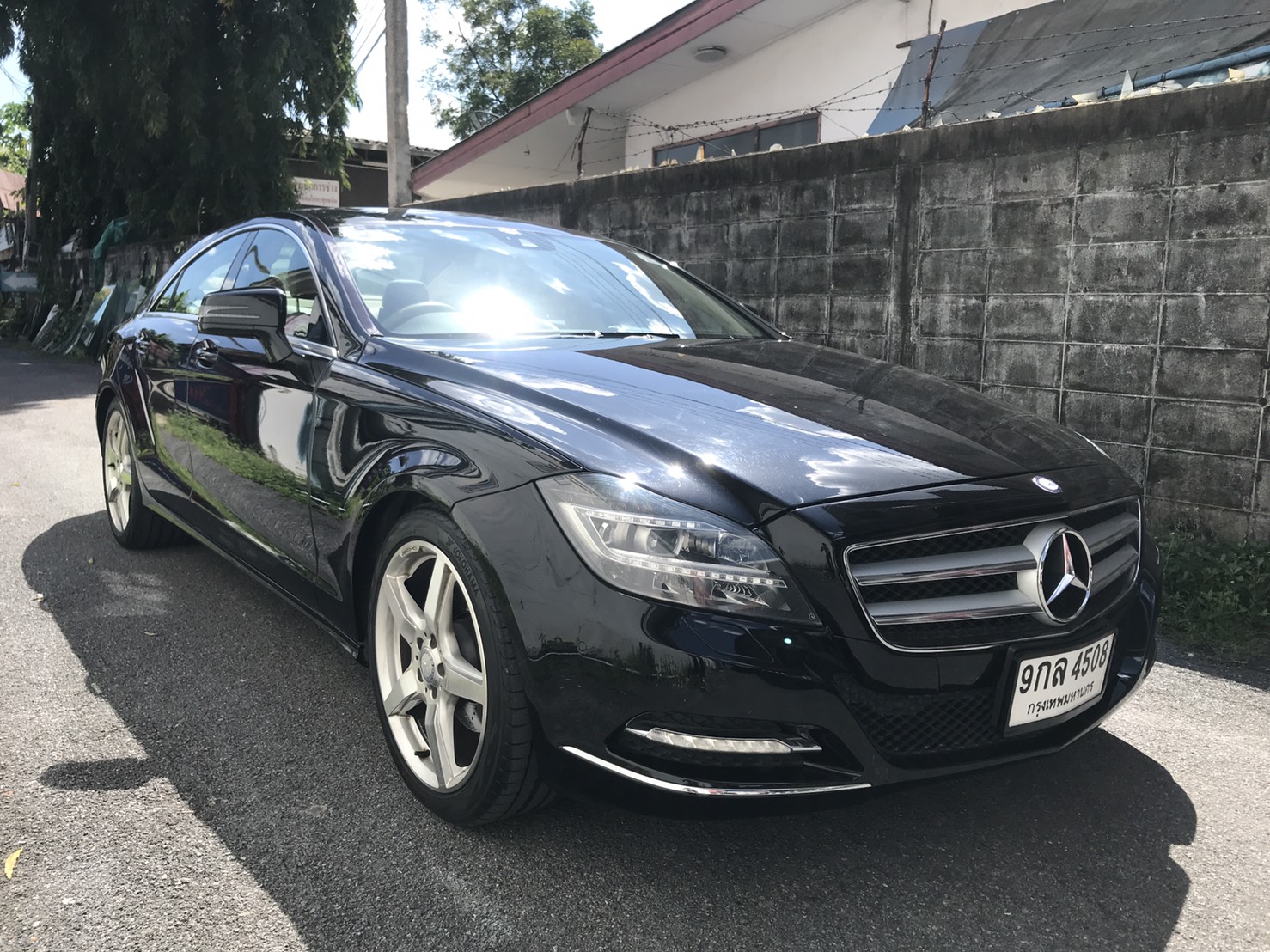 Mercedes-Benz CLS-Class W218 CLS250 ปี 2012 สีดำ (รูปที่ 2)
