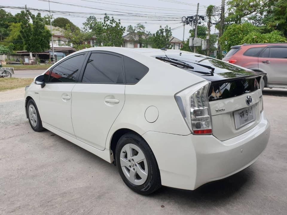 Toyota Prius ปี 2011 สีขาว (รูปที่ 12)