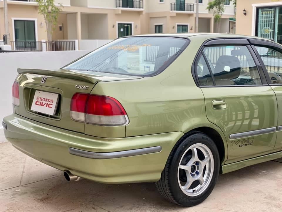 Honda Civic EK โฉม 4 ประตู ปี 1997 สีเขียว (รูปที่ 11)