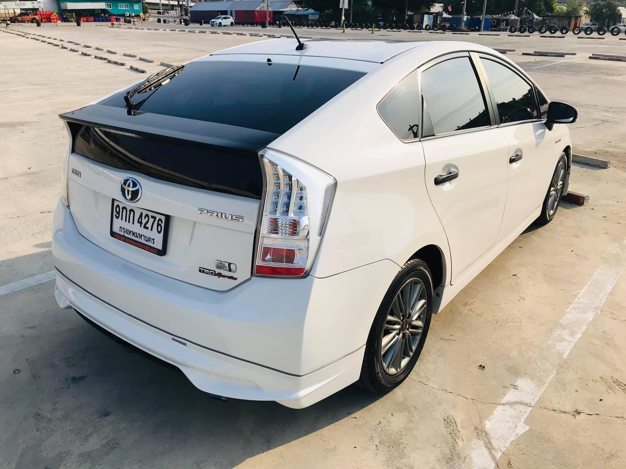 TOYOTA PRIUS 1.8 TOP ปี 2012 (รูปที่ 4)