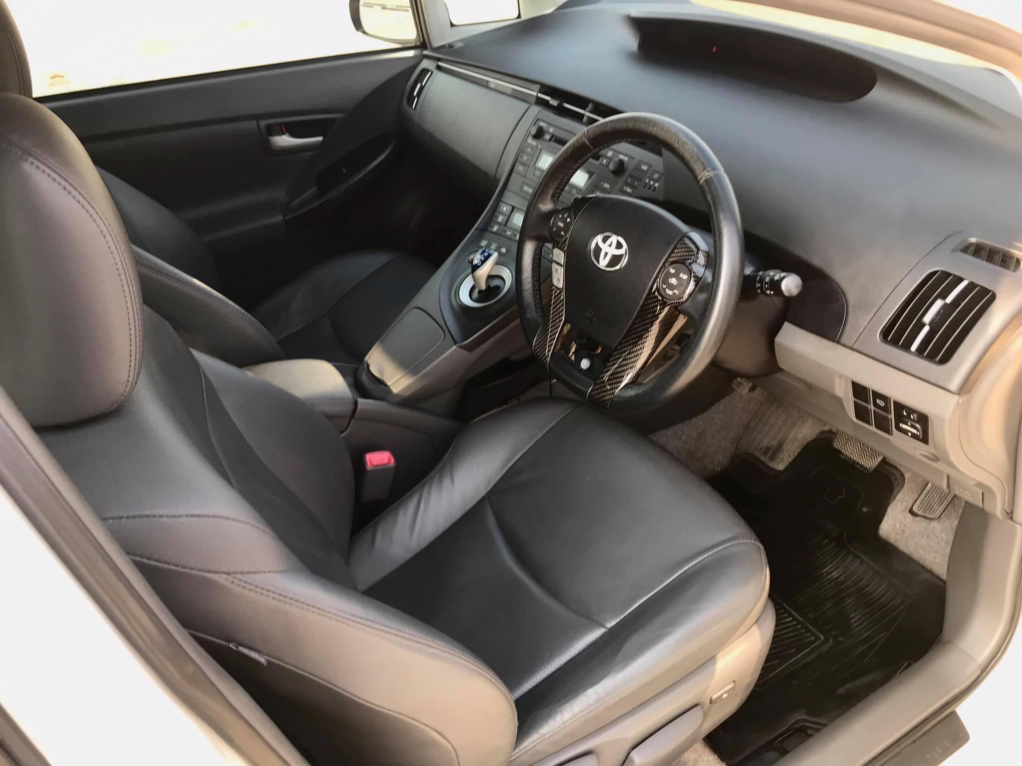 TOYOTA PRIUS 1.8 TOP ปี 2012 (รูปที่ 12)