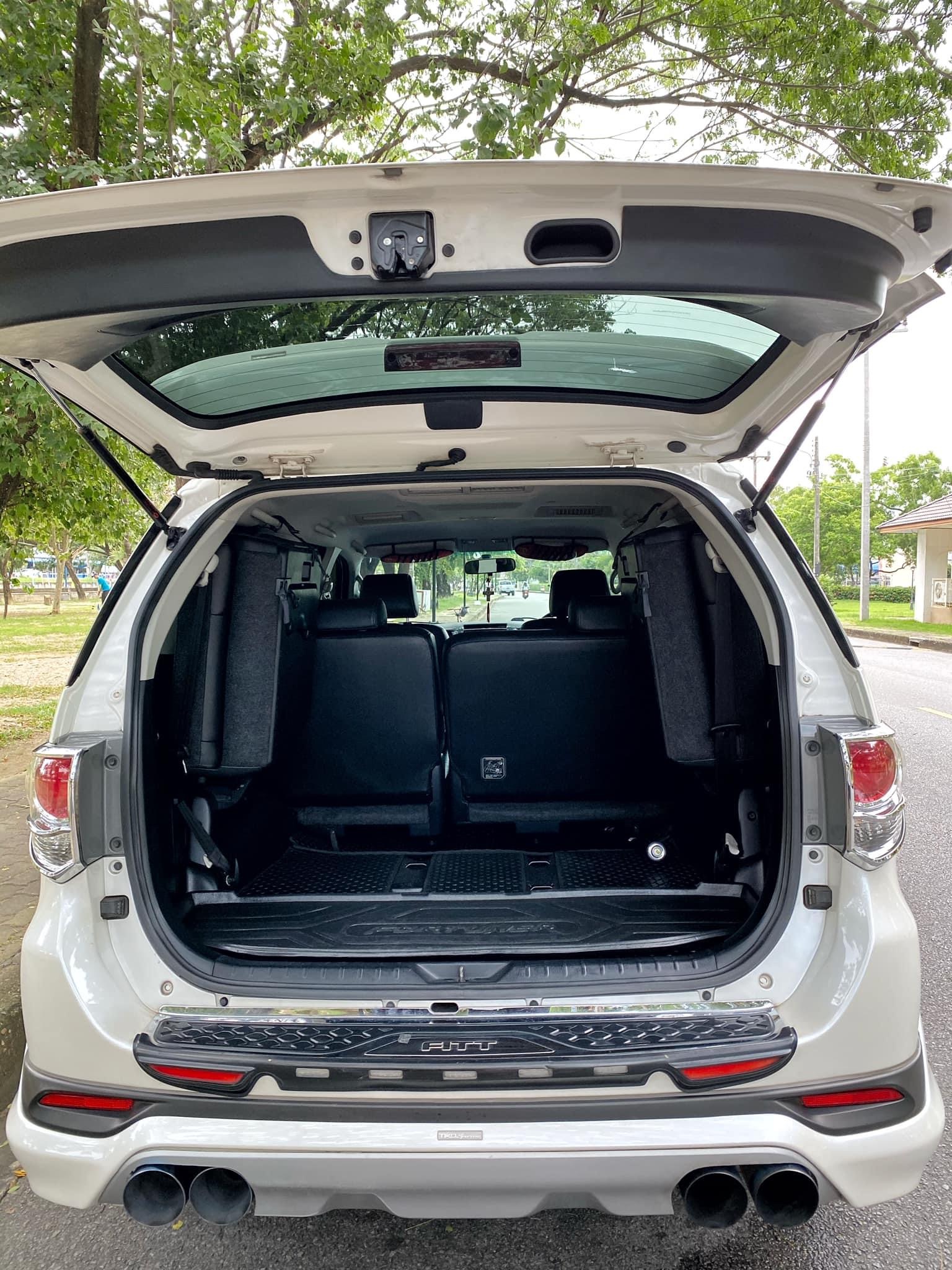 Toyota Fortuner 3.0 TRD Sportivo 4WD （ขาวมุก）ปี 2013 จด 2014 (รูปที่ 16)