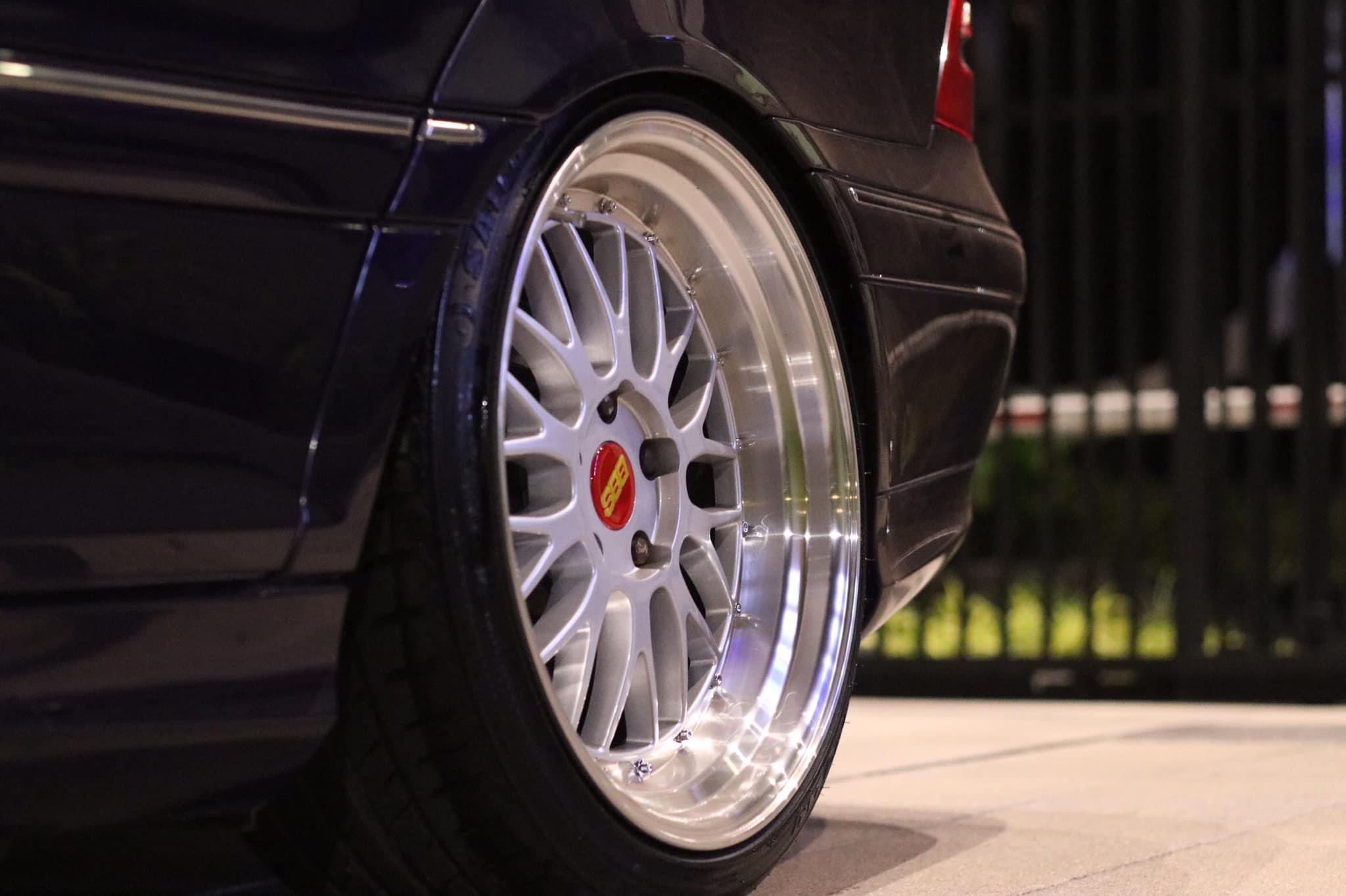 ขาย Benz w203 c200 avantgrade ประกอบนอกแท้ หลังคาแก้วซันรูฟ (รูปที่ 4)