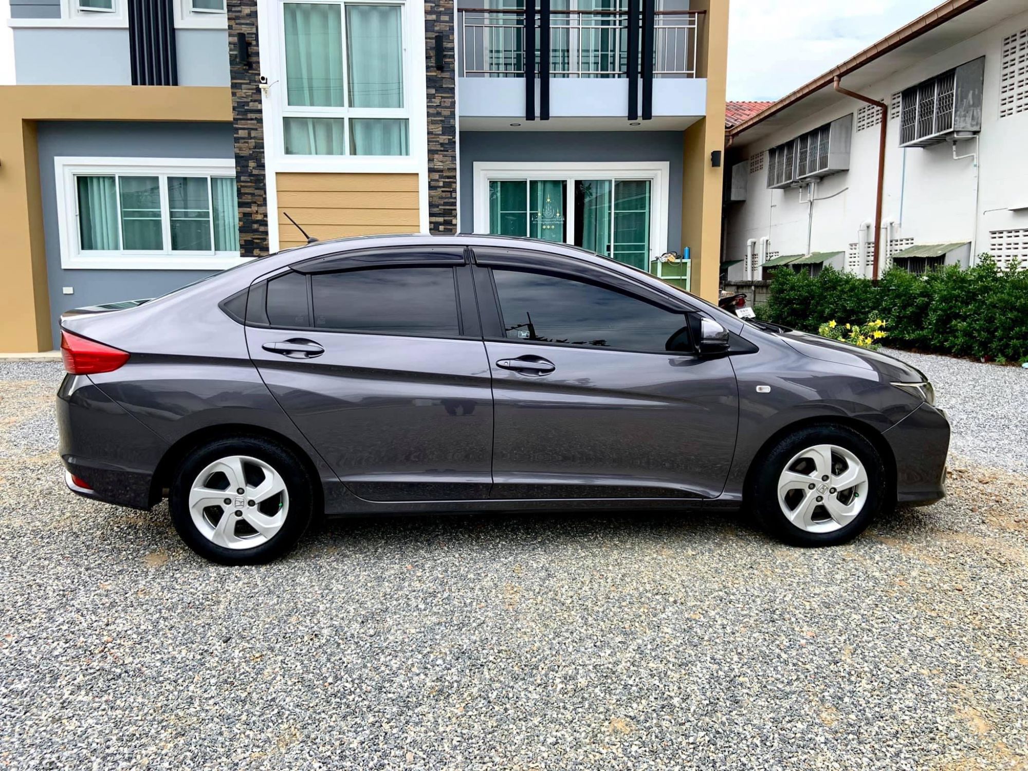 ?ขายรถบ้าน NEW HONDA​ CITY​ 1.5​ i-VTEC​ (รูปที่ 4)