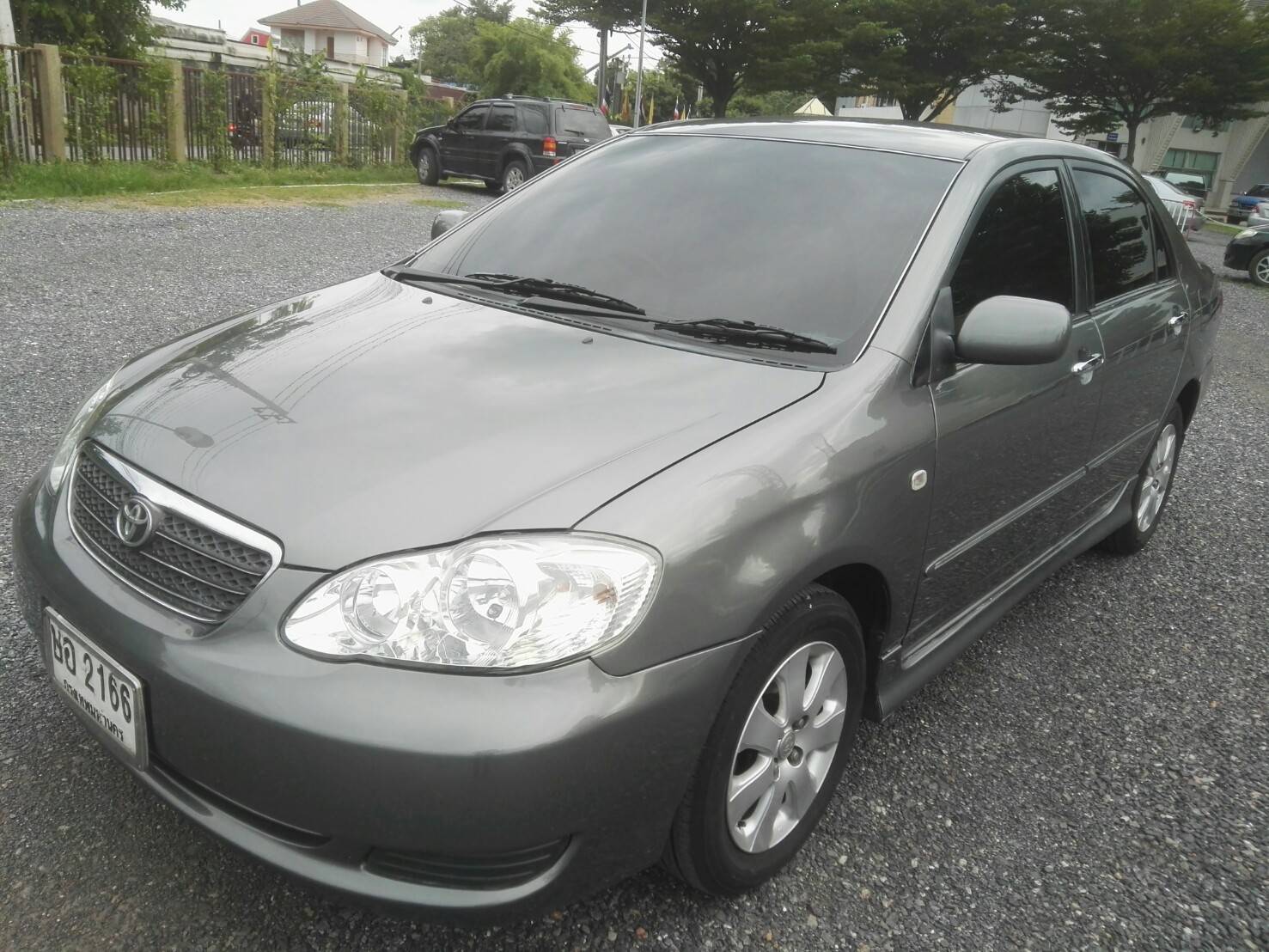 ขายToyota Corolla Altis (หน้าหมู/ตาถั่ว) ปี 2004 สีเทา (รูปที่ 4)