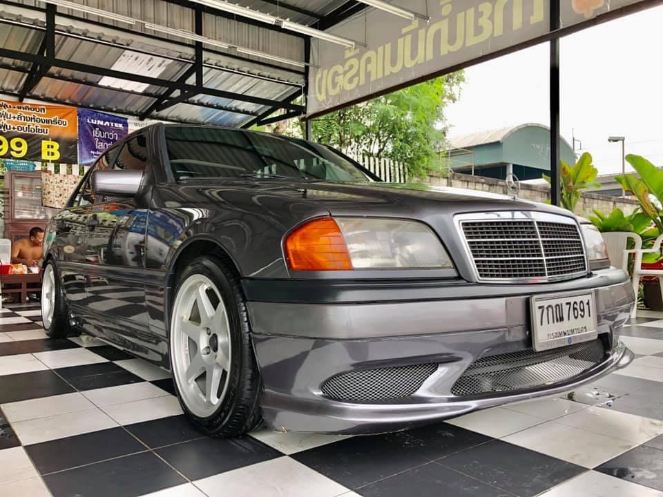 Mercerdess Benz c180 w202 1997