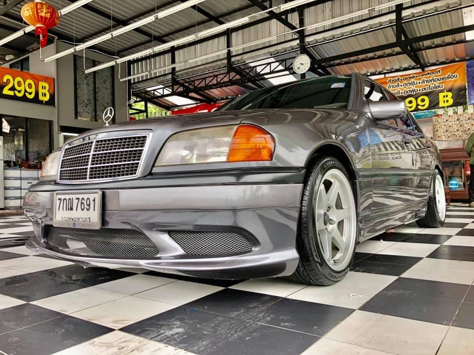 Mercerdess Benz c180 w202 1997